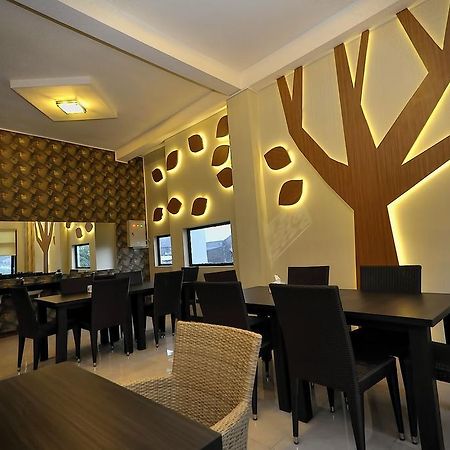 Spencer Green Hotel Бату Екстер'єр фото