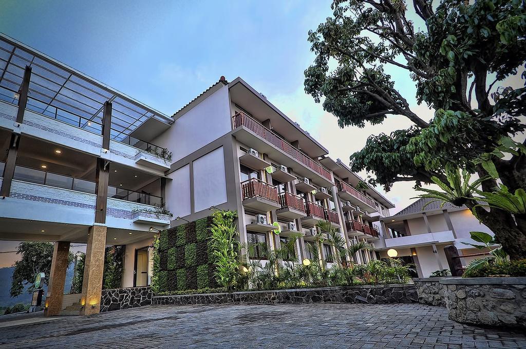 Spencer Green Hotel Бату Екстер'єр фото