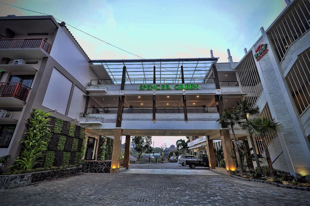 Spencer Green Hotel Бату Екстер'єр фото