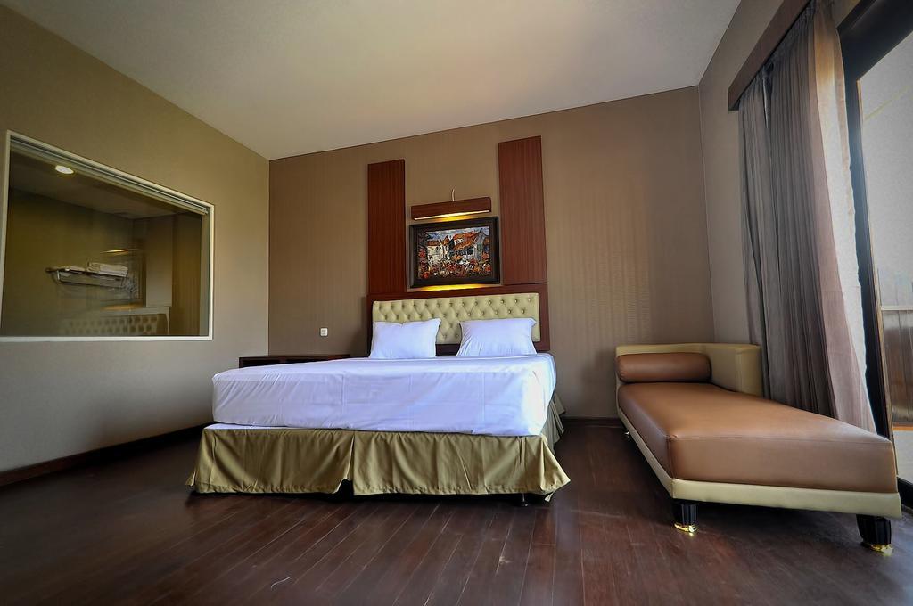 Spencer Green Hotel Бату Екстер'єр фото