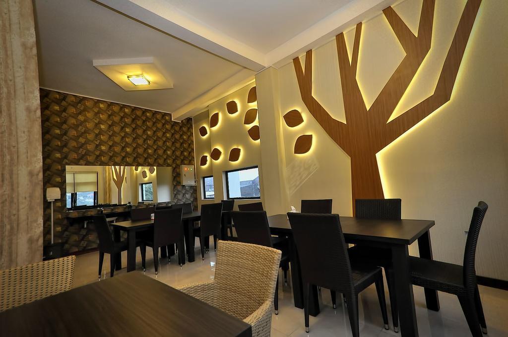 Spencer Green Hotel Бату Екстер'єр фото