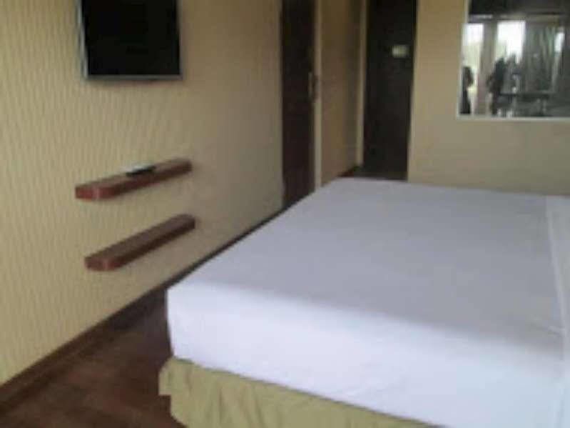 Spencer Green Hotel Бату Екстер'єр фото